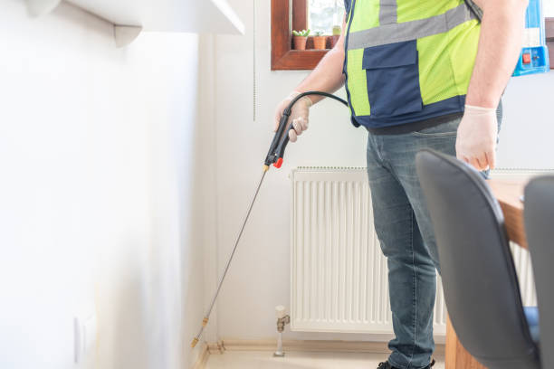 Best Cockroach Control Services  in St Marys, KS